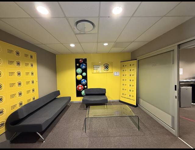 381M² OFFICE TO LET IN CLAREMONT